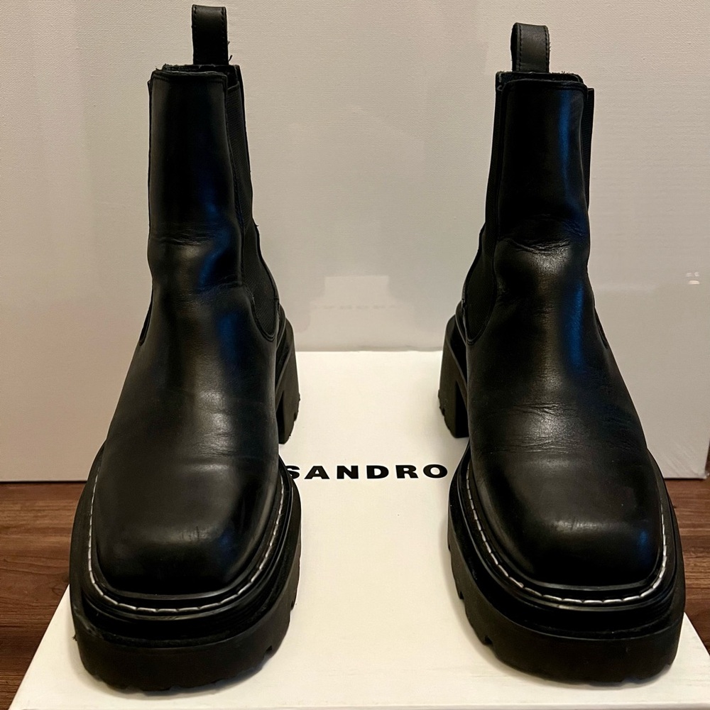 SANDRO Black Genuine Leather Lug sole Chelsea Women's Boot - Picture 1 of 8